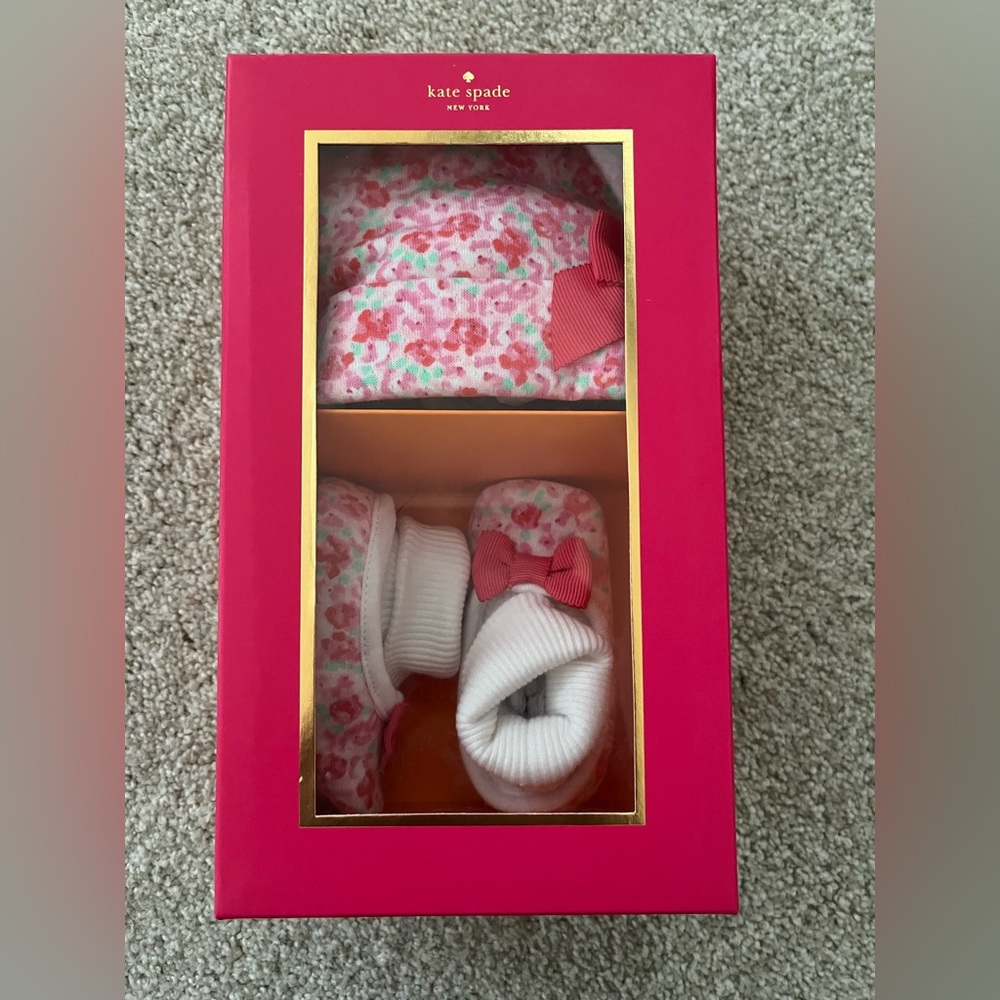 New Kate Spade Cap & Bootie set floral